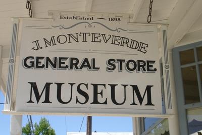 Monteverde General Store sign